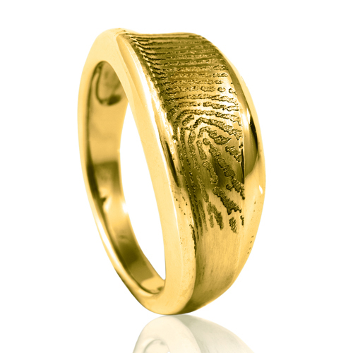 Gouden ring met vingerafdruk in gebogen vorm