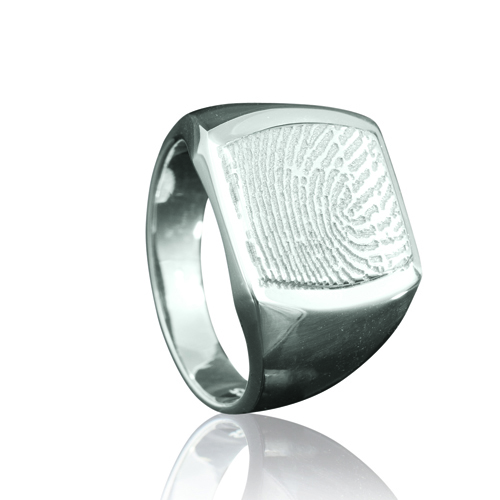 Zilveren ring met vingerafdruk in zegel
