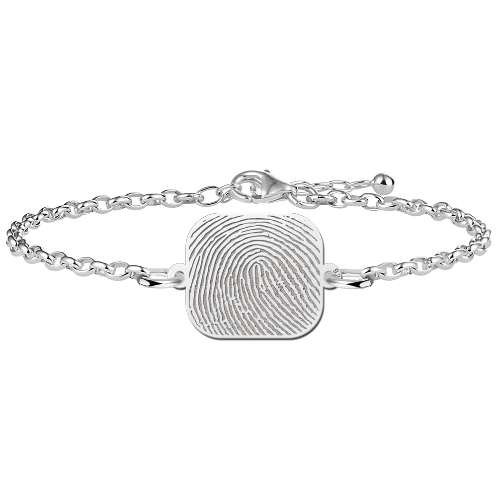 Zilveren schakel armband met vingerafdruk op rechthoek met afgeronde hoeken