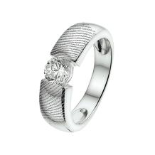 Zilveren ring met vingerafdruk en zirkonia