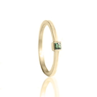Gouden ring met synt. Smaragd 2.5 x 2.5mm