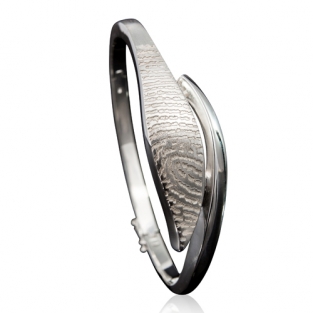 Zilveren sierlijke scharnier armband met vingerafdruk