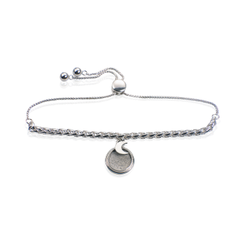 Zilveren gevlochten armband met ronde hanger en maan bedel