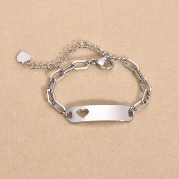Hartjes armbandje graveren