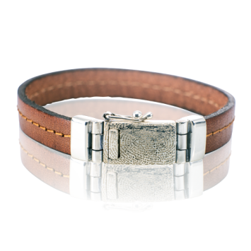 Leren armband met afdruk in bakslot, kleur 108 bruin stiksel